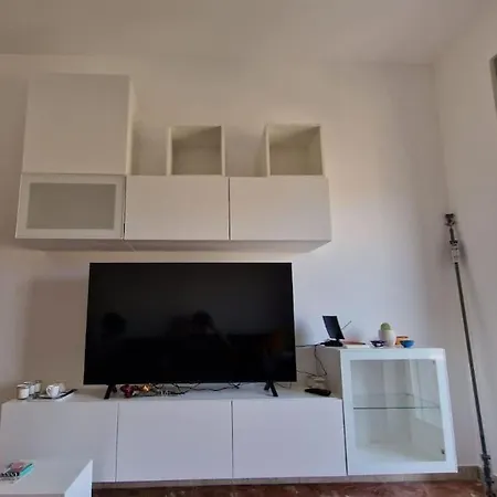 דירה Da Domitilla In Centro Storico Con Panorama אבולה