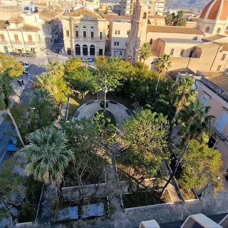 Da Domitilla In Centro Storico Con Panorama