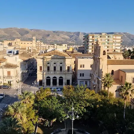 Da Domitilla In Centro Storico Con Panorama דירה *